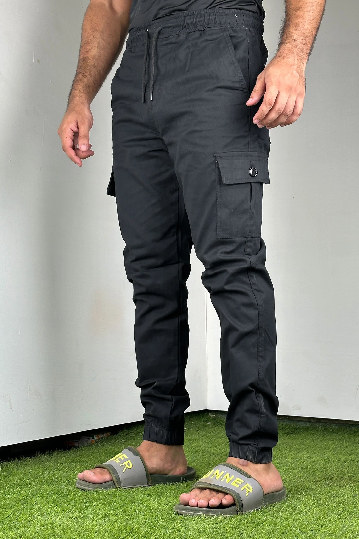 CARGO PANTS