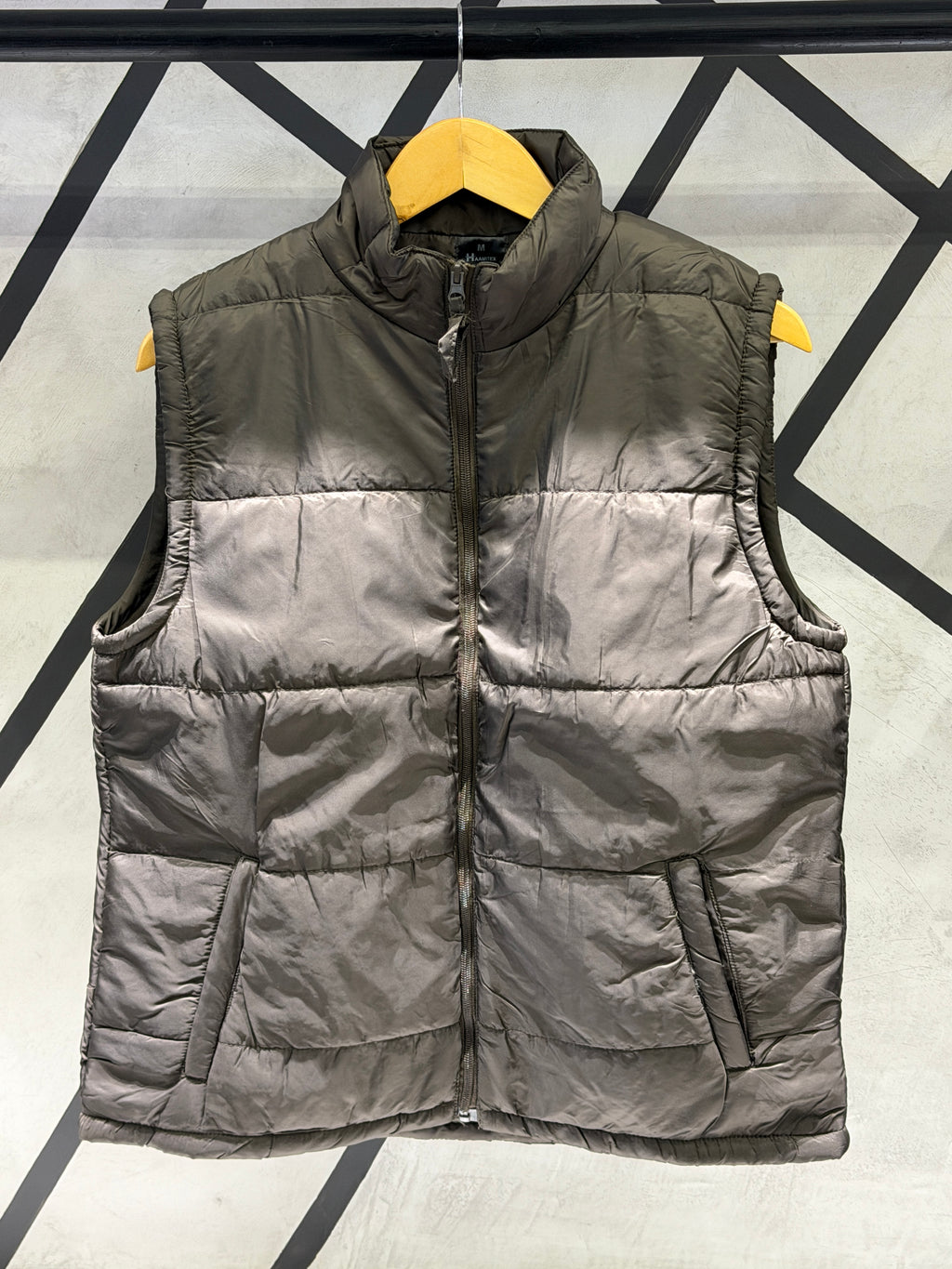 Zaura FrostGuard Sleeveless Jacket