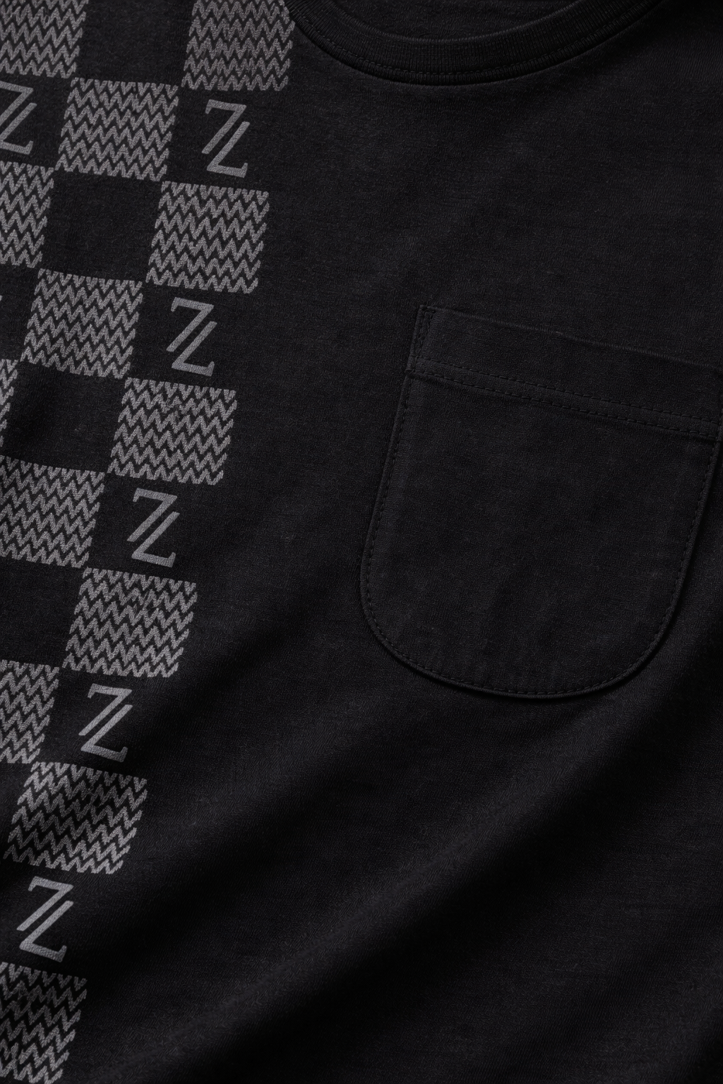 ZAURA Checkline Signature Tee